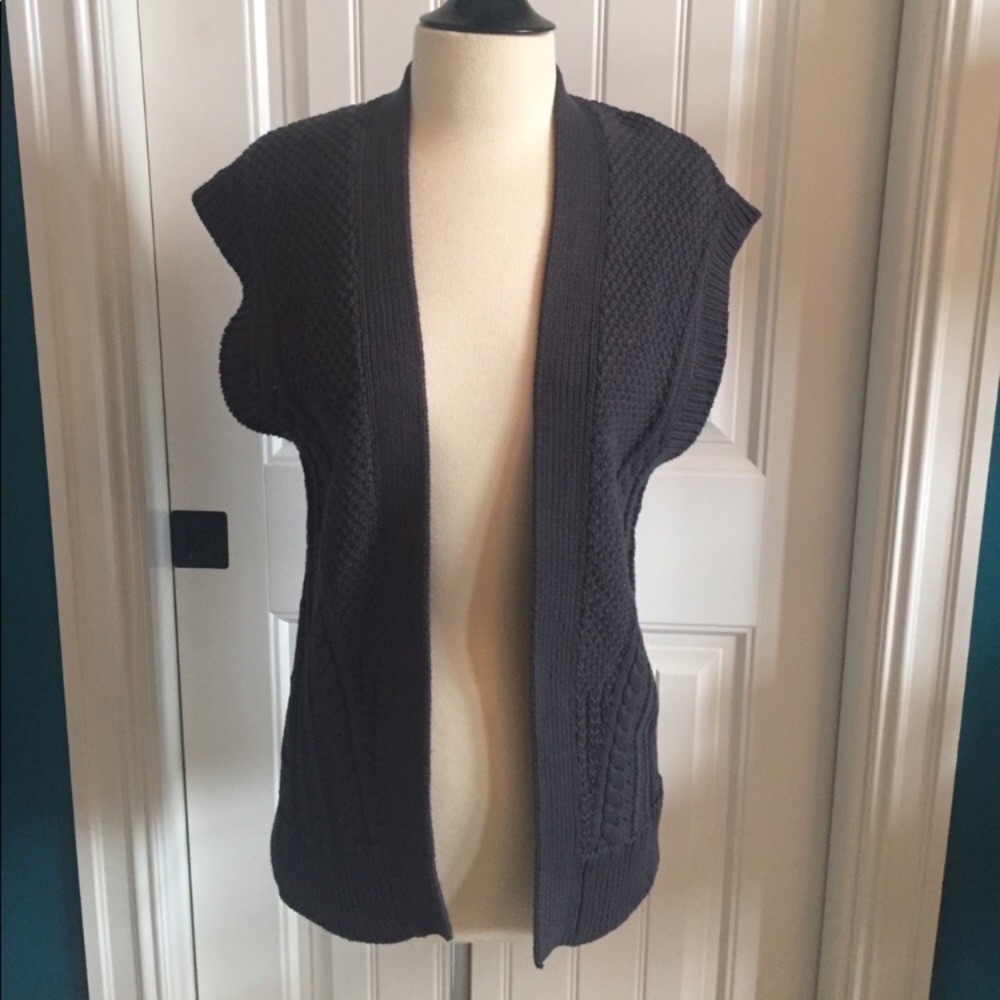 GAP oversized shirt sleeve sweater
